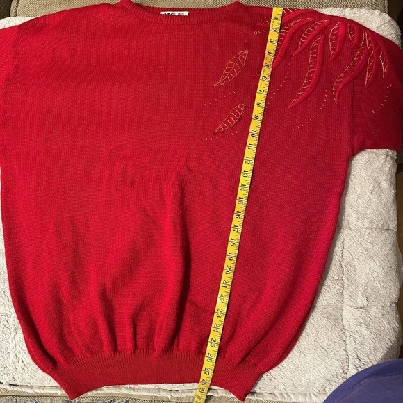 Vintage YES Tunic Sweater Red Size Small 80s Embroidered Oversized Crewn… - Picture 6 of 8